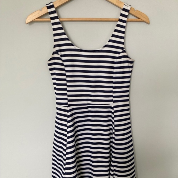 H&M Divided Navy Blue and White Sized US 4 Skater Striped Dress - Picture 1 of 13
